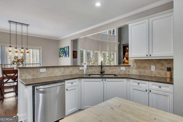 142 Rosebury Drive, Canton, GA 30115