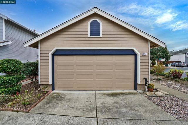 1286 1286 Clarke Ln, Alameda, CA 94502