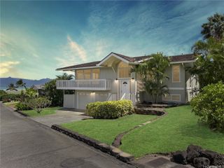 44-313 Kaneohe Bay Drive B, Kaneohe, HI 96744