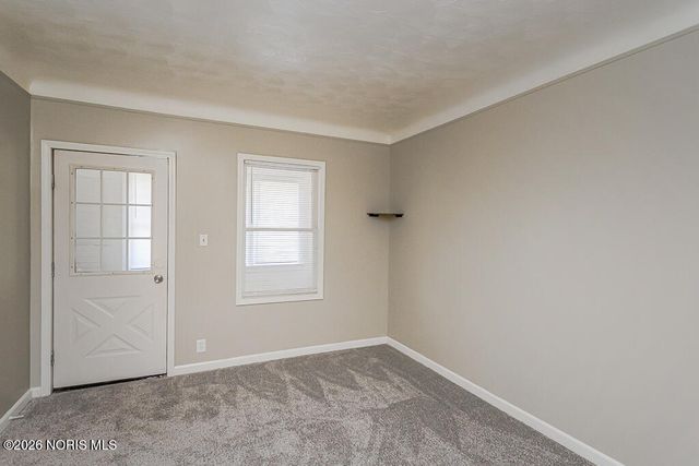 329 E Lake Street, Toledo, OH 43608