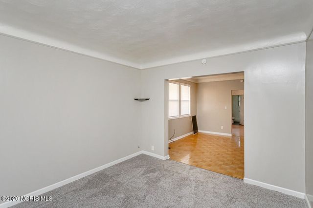 329 E Lake Street, Toledo, OH 43608