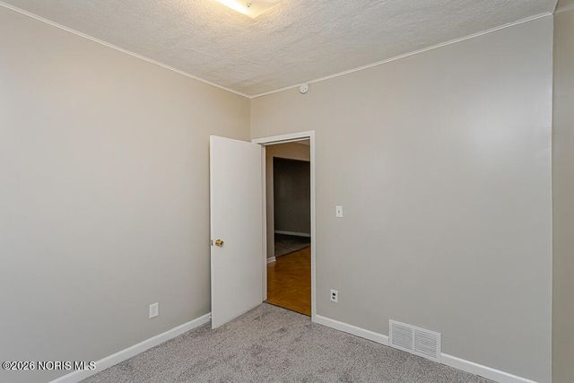 329 E Lake Street, Toledo, OH 43608