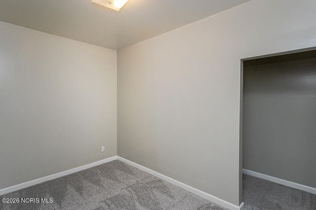 329 E Lake Street, Toledo, OH 43608