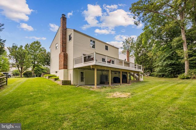 8044 WINDING WAY CT, Springfield, VA 22153