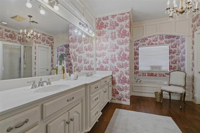 2 S Arcadian Oaks Drive, Edmond, OK 73034