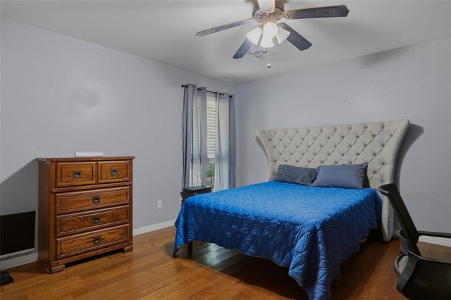 2 S Arcadian Oaks Drive, Edmond, OK 73034