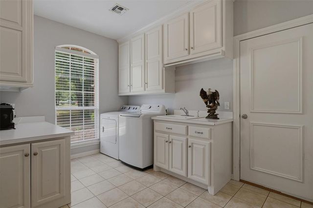 2 S Arcadian Oaks Drive, Edmond, OK 73034