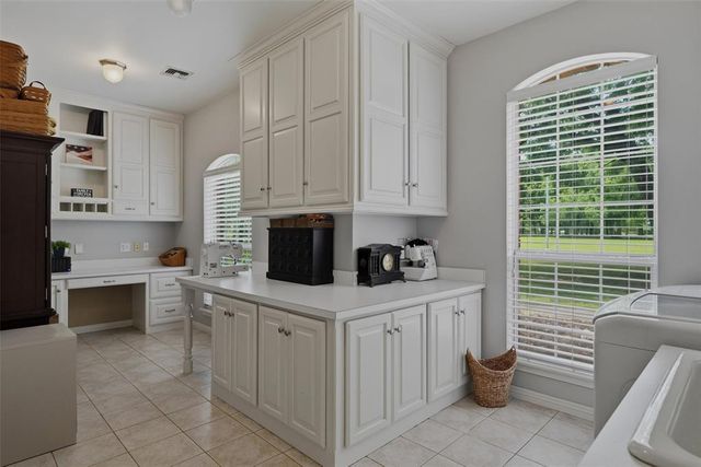 2 S Arcadian Oaks Drive, Edmond, OK 73034