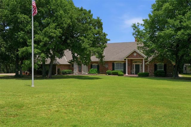 2 S Arcadian Oaks Drive, Edmond, OK 73034
