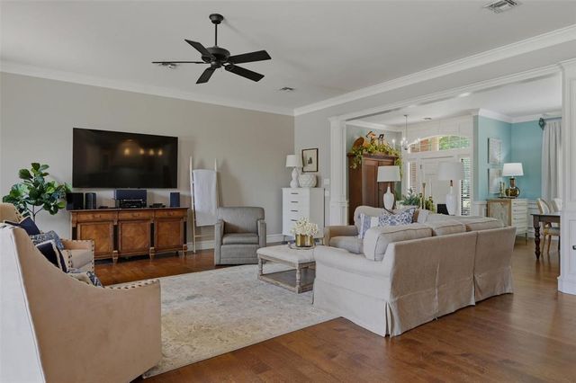 2 S Arcadian Oaks Drive, Edmond, OK 73034