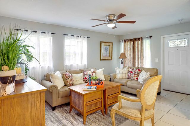 441 20th Street, West Palm Beach, FL 33407