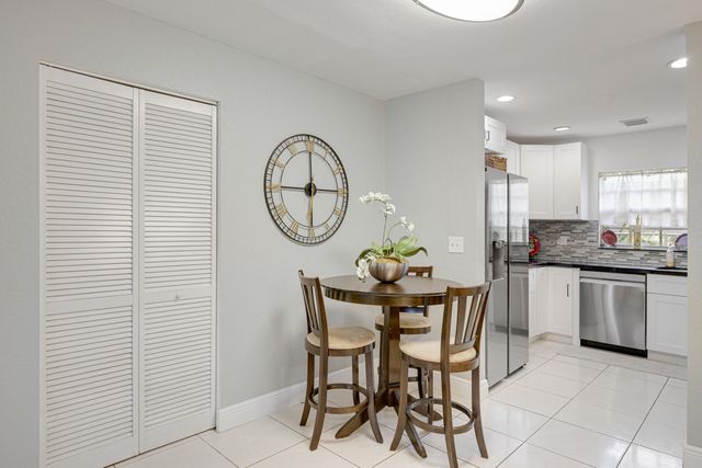 441 20th Street, West Palm Beach, FL 33407