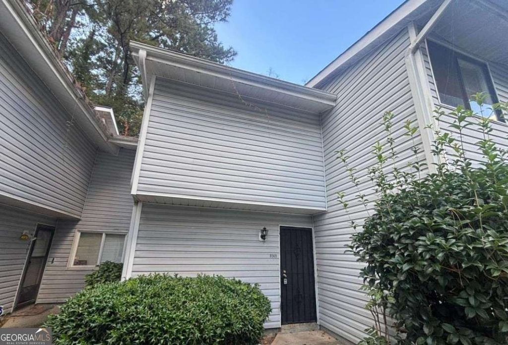 8569 Creekwood Way, Jonesboro, GA 30238