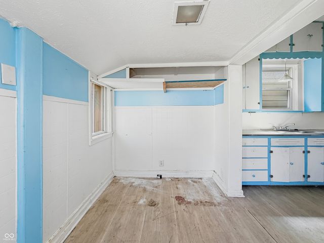 1709 Spruce Street, Indianapolis, IN 46203