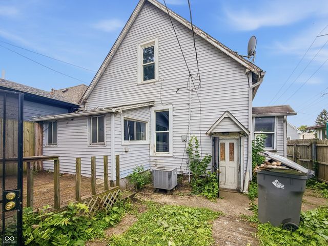 1709 Spruce Street, Indianapolis, IN 46203