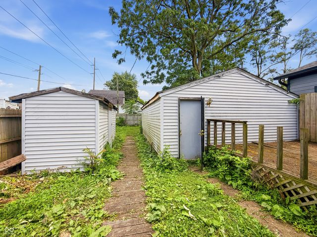 1709 Spruce Street, Indianapolis, IN 46203
