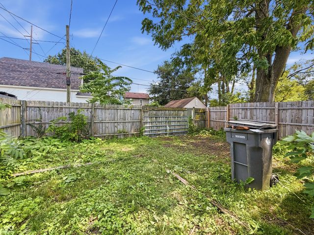 1709 Spruce Street, Indianapolis, IN 46203