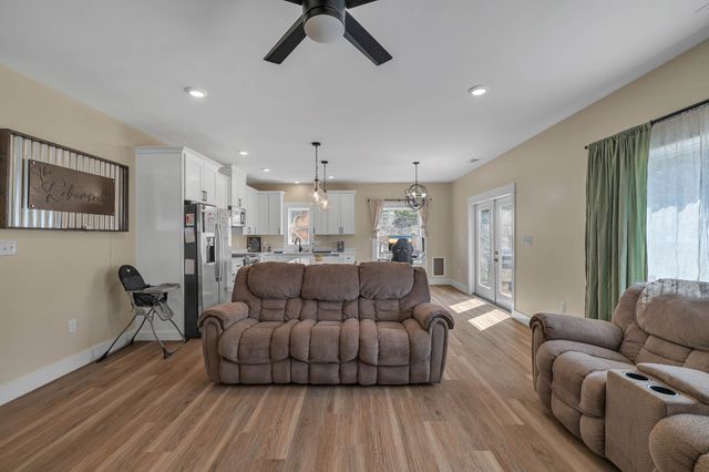 3963 Mountain Vista Rd, Knoxville, TN 37931