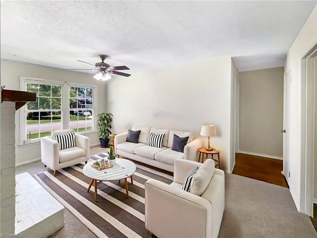 4107 Summerglen Drive, Greensboro, NC 27406