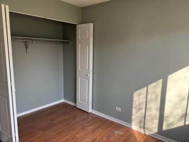 275 Kings Mill Court D1, Schaumburg, IL 60193