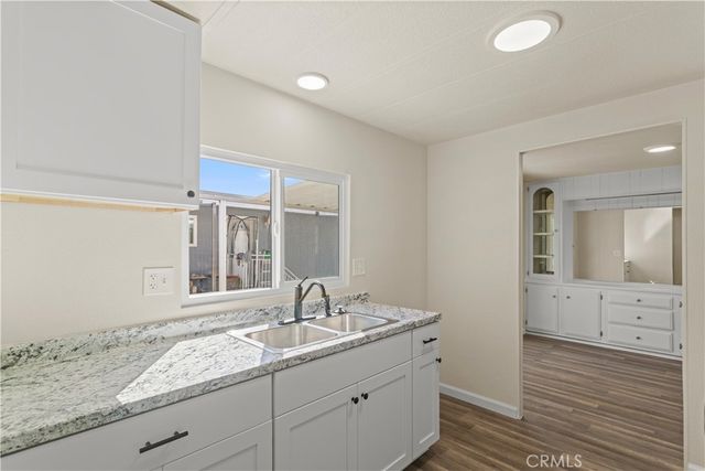 1097 N N State Street 194, Hemet, CA 92543