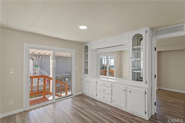 1097 N N State Street 194, Hemet, CA 92543