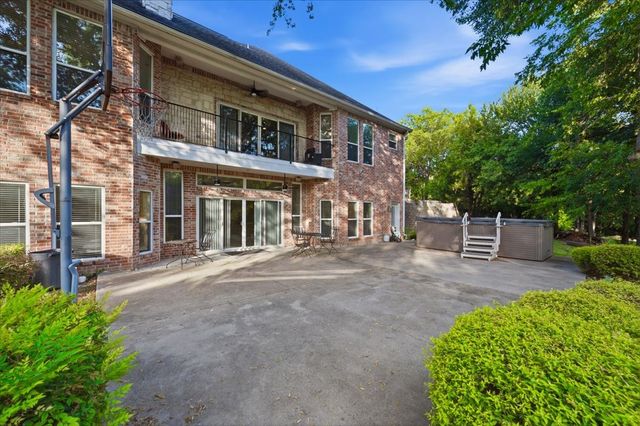 2643 Creekwood Drive, Cedar Hill, TX 75104