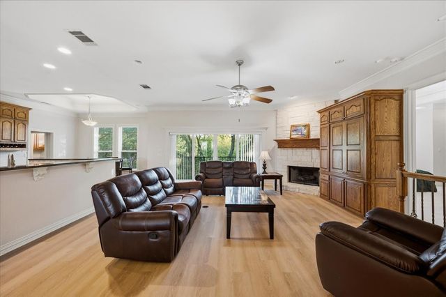 2643 Creekwood Drive, Cedar Hill, TX 75104