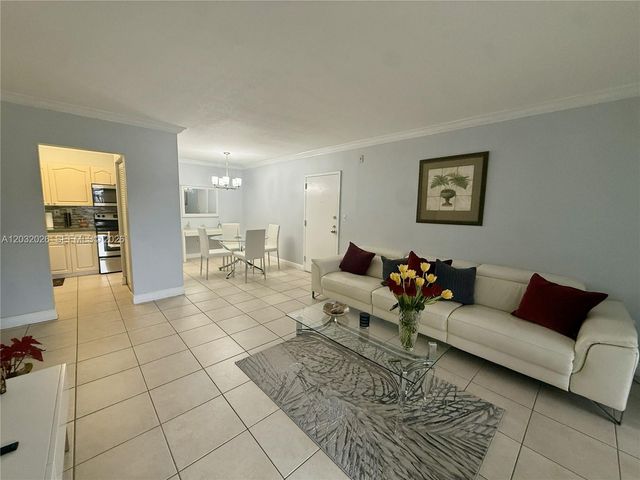 10413 N Kendall Drive B208, Miami, FL 33176