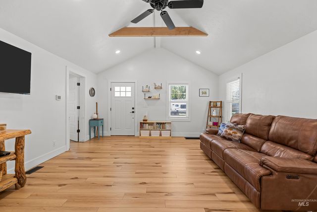 215 S Banner St., Nampa, ID 83686