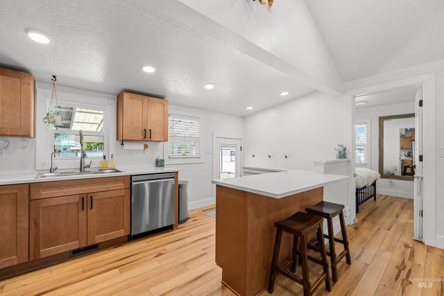 215 S Banner St., Nampa, ID 83686