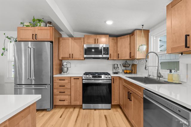 215 S Banner St., Nampa, ID 83686