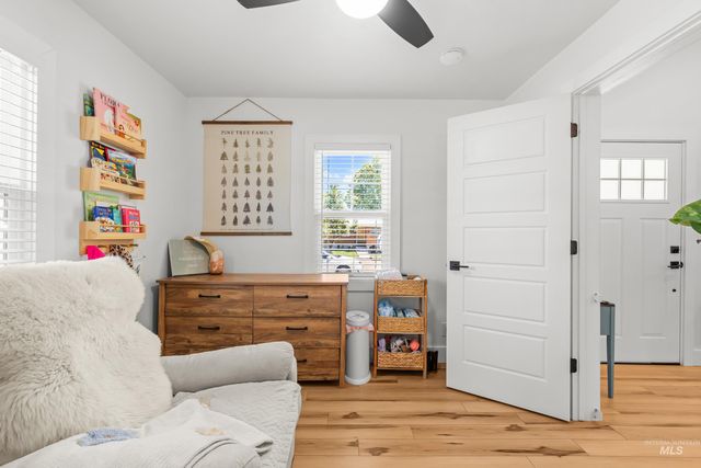 215 S Banner St., Nampa, ID 83686
