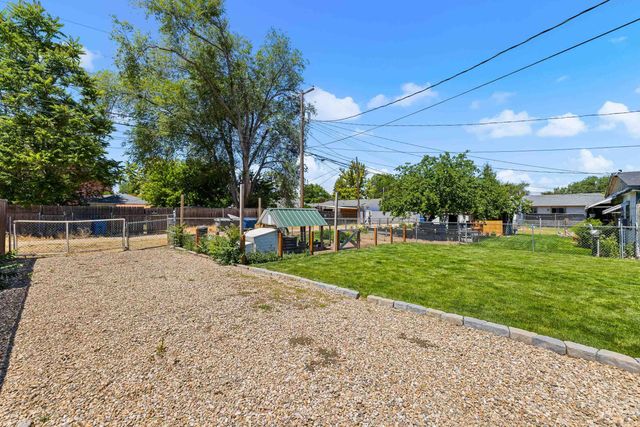 215 S Banner St., Nampa, ID 83686
