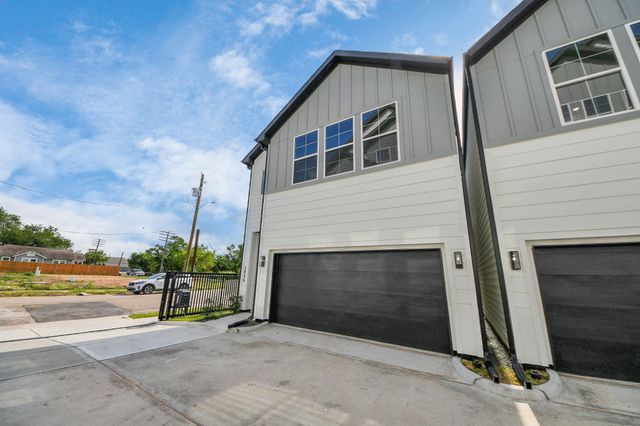 2436 Harrington Street, Houston, TX 77026