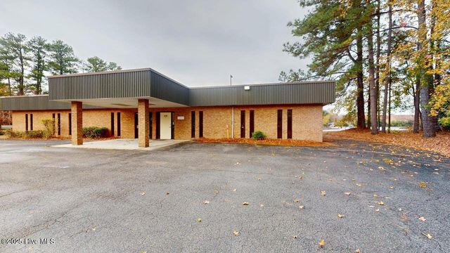 224 Memorial Drive B, Jacksonville, NC 28546