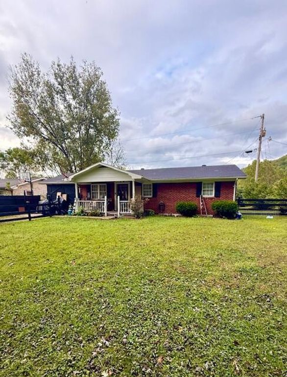 63 Paul Rd., West Liberty, KY 41472
