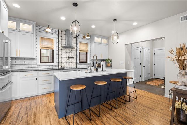 795 Bybee Drive, Jacksonville, OR 97530