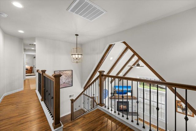 795 Bybee Drive, Jacksonville, OR 97530