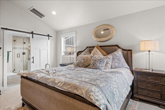 795 Bybee Drive, Jacksonville, OR 97530