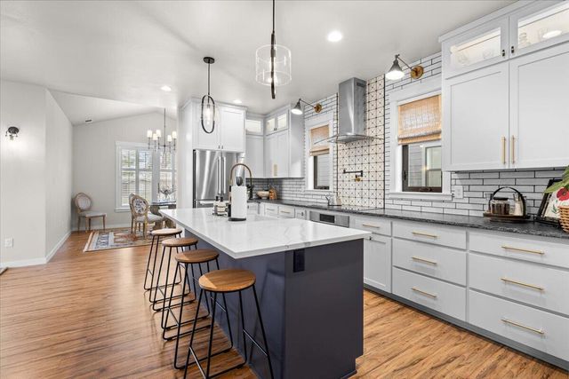 795 Bybee Drive, Jacksonville, OR 97530