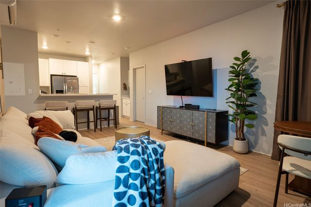 91-4099 Hikuono Street 218, Kapolei, HI 96707
