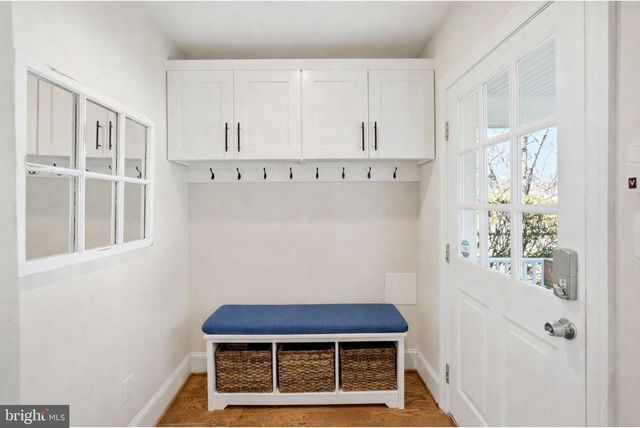 509 W MONTGOMERY AVE, Rockville, MD 20850