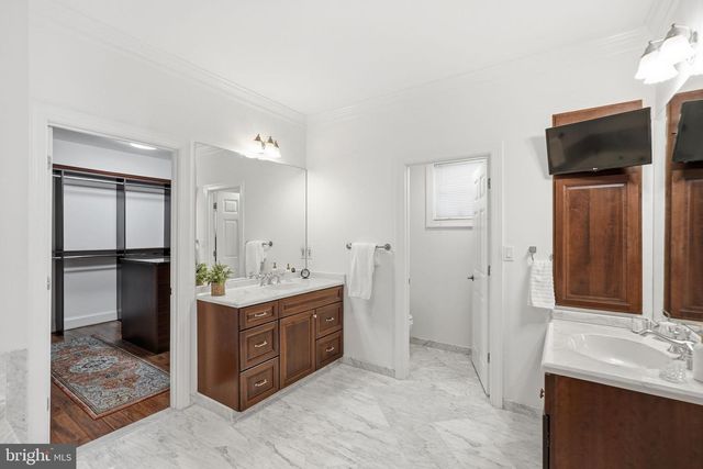 509 W MONTGOMERY AVE, Rockville, MD 20850