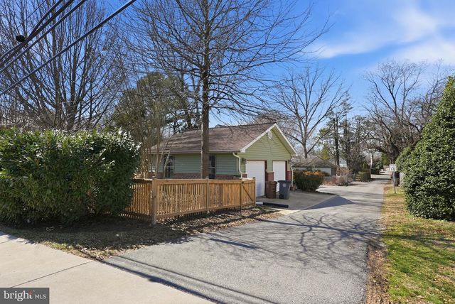 509 W MONTGOMERY AVE, Rockville, MD 20850