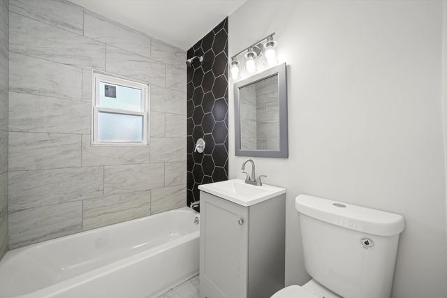 1764 ROSS CRES, Sauk Village, IL 60411