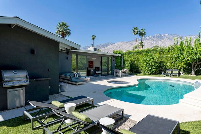 1650 E San Jacinto Way, Palm Springs, CA 92262