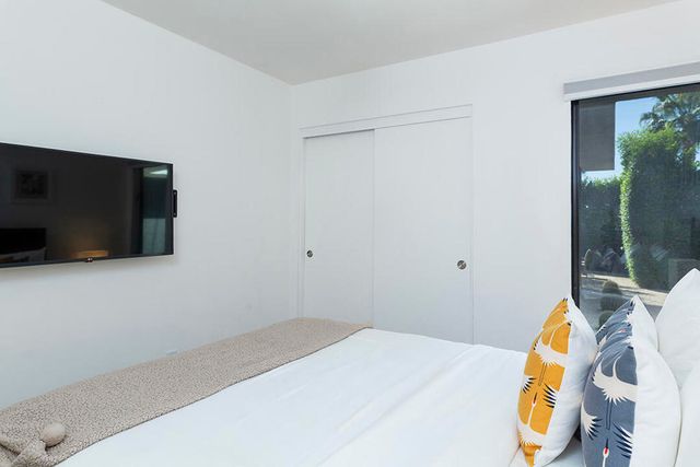 1650 E San Jacinto Way, Palm Springs, CA 92262