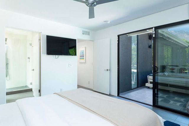 1650 E San Jacinto Way, Palm Springs, CA 92262