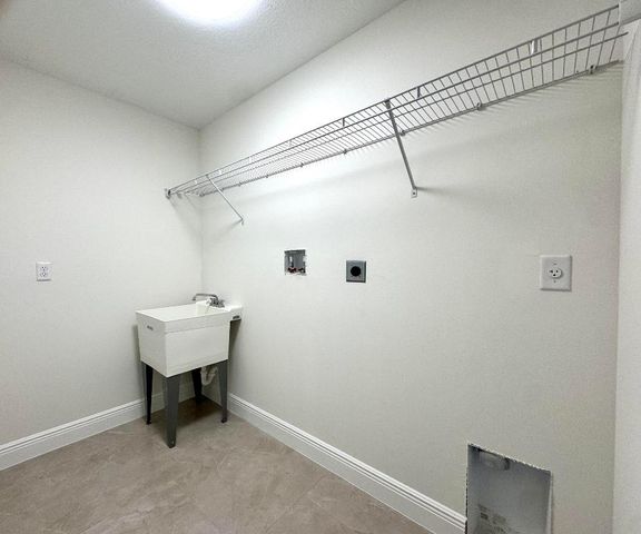 655 SW Seagull Terrace, Port St. Lucie, Port St Lucie, FL 34953